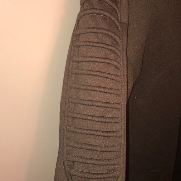 ridged hoodie - Picture 2 of 3